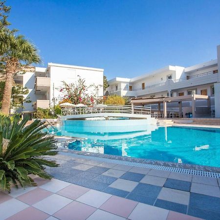 Irinna Hotel-Apartments Фалираки Экстерьер фото