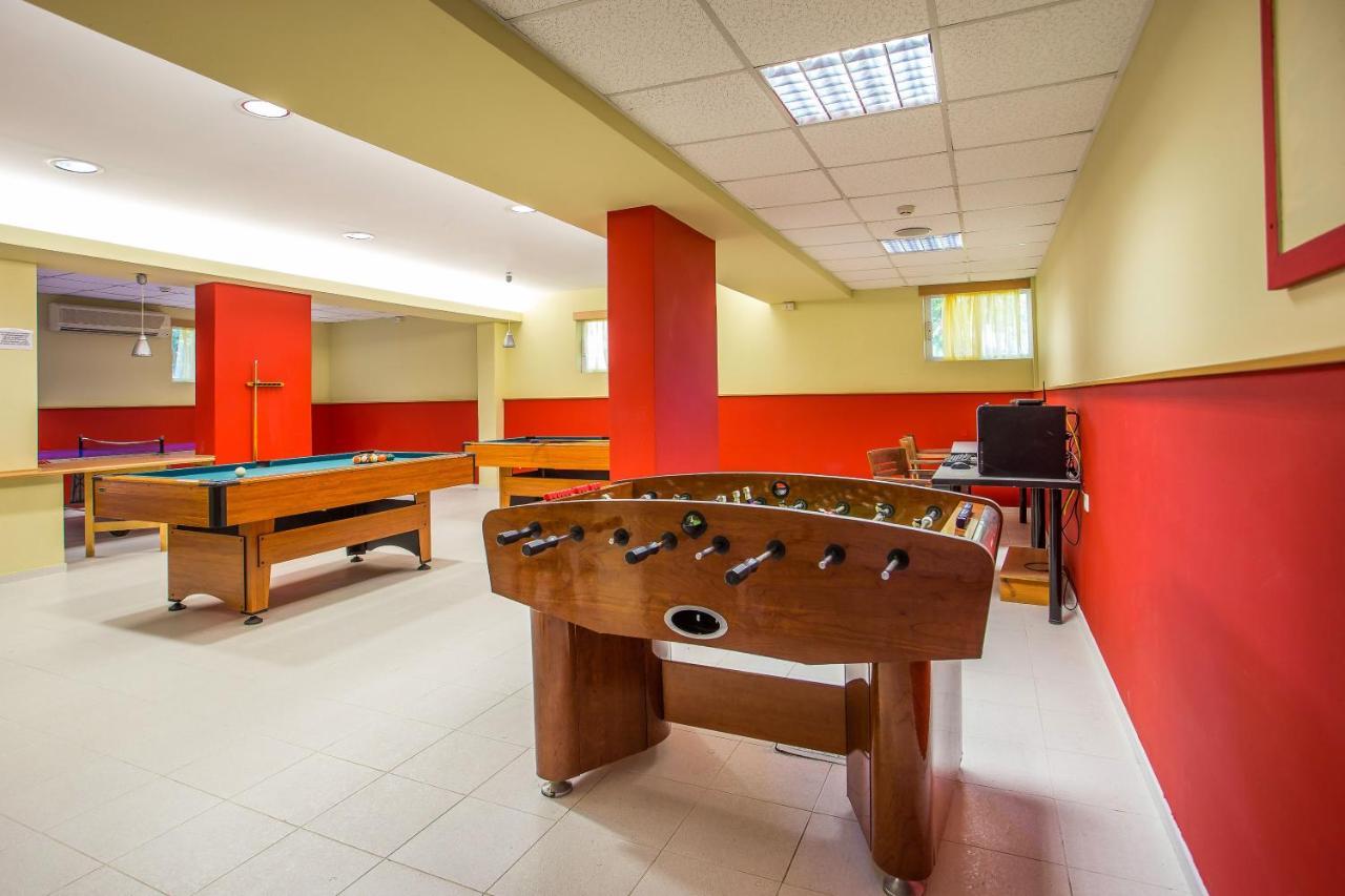 Irinna Hotel-Apartments Фалираки Экстерьер фото