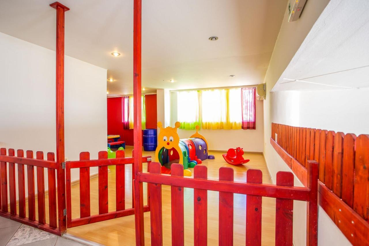 Irinna Hotel-Apartments Фалираки Экстерьер фото